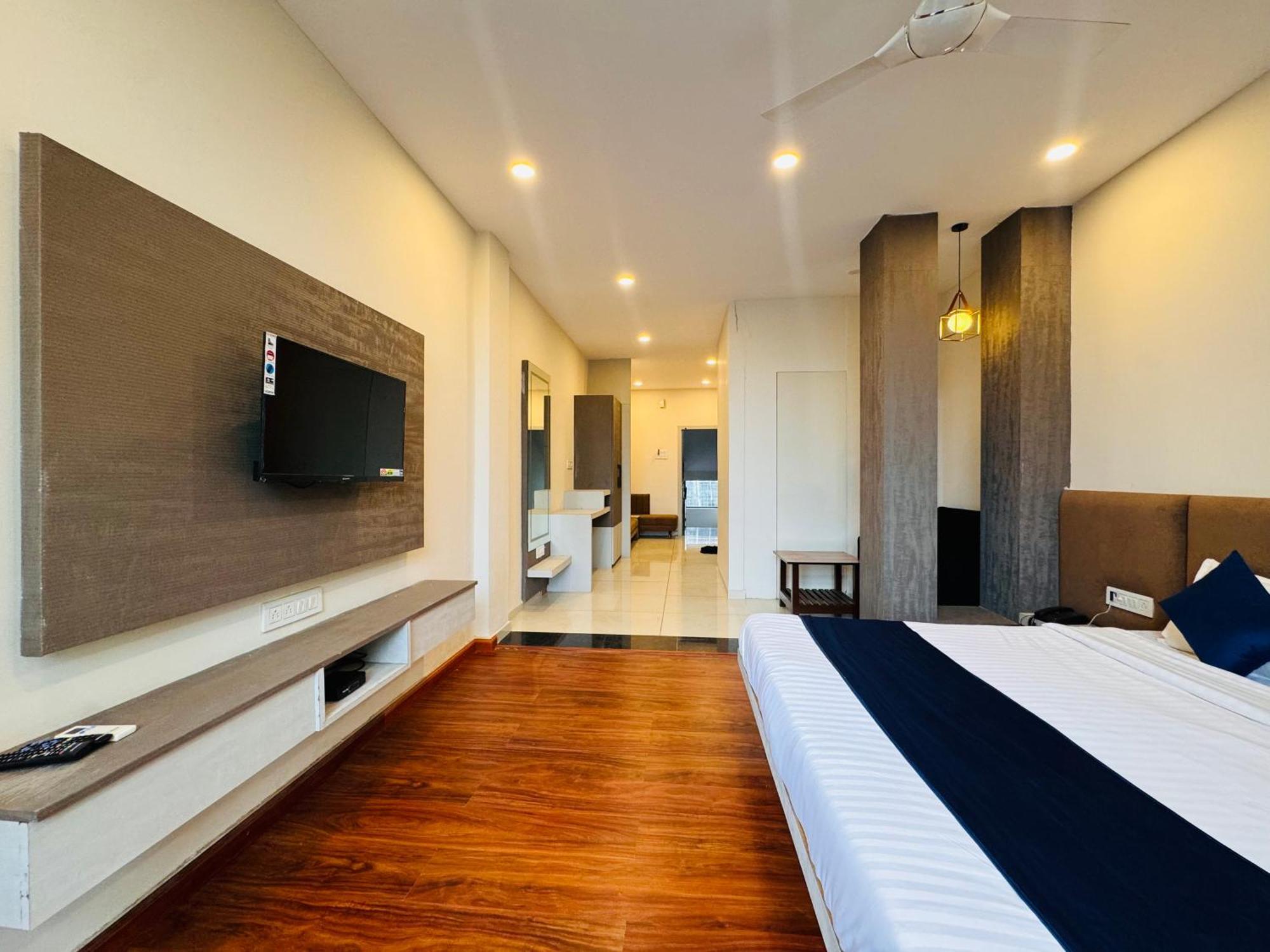 Hotel Suryodaya อุจเจน ห้อง รูปภาพ