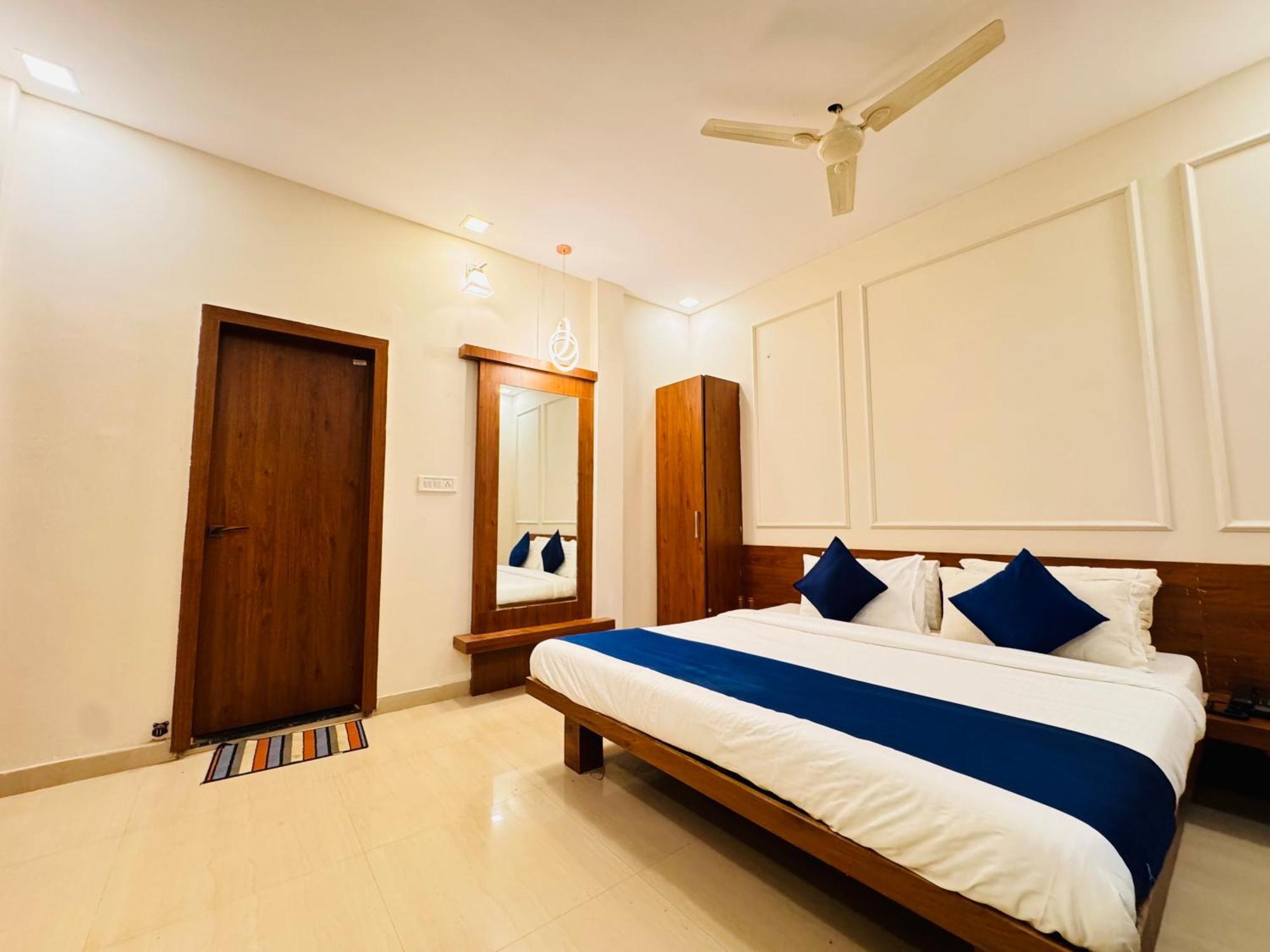 Hotel Suryodaya อุจเจน ห้อง รูปภาพ